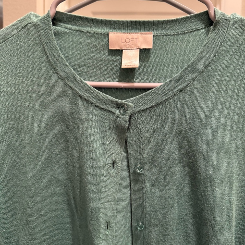 LOFT Outlet Green Lightweight Button Front Cardigan Size L - Picture 2 of 5